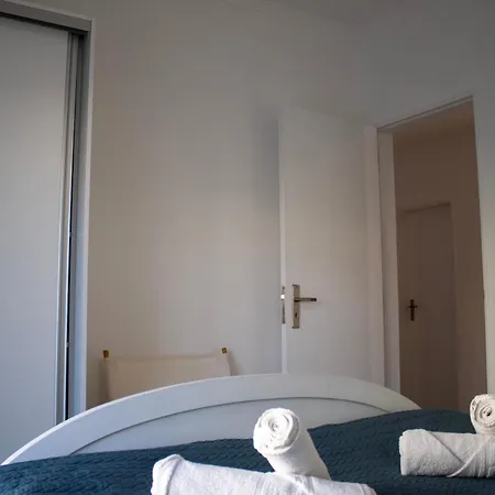 Sea Breeze Hotel 3*