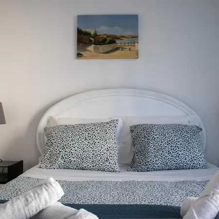 Sea Breeze Hotel