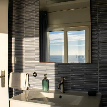 Hotel Sea Breeze
